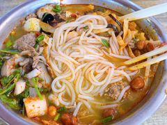 -老牌柳州螺蛳粉(同班同学美食城店)