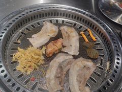 -马路牙子烧烤音乐酒馆(望京店)