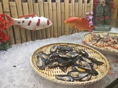 -四海一家自助餐(益田假日广场店)