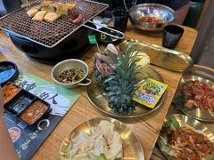 -合易泓烤肉·海肠捞饭(火车站店)