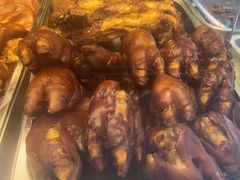 -老鼎万春卤菜(五代传承创始老店)