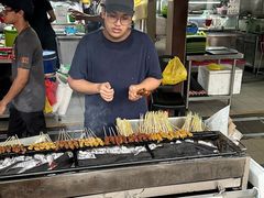 -东海岸人工湖美食村