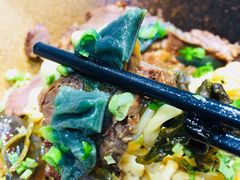 烧椒牛肉面-面乙新派手擀面(大悦城店)