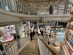 -猫的天空之城概念书店(北戴河蔚蓝海岸店)