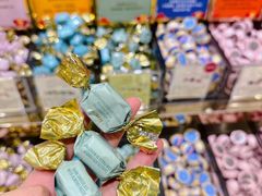 -VENCHI 闻绮(北京国贸商城店)