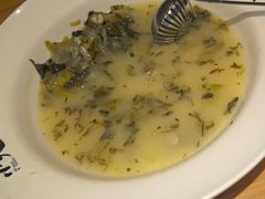 -严记小天府酸菜鱼(西四路店)