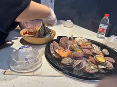 -巧克力渔家.小船海鲜胶东菜(万平口店)