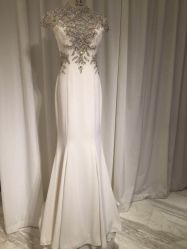 点击看大图 -GRACE KELLY婚纱与礼服(北京店)