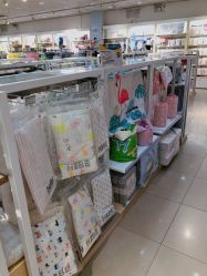 -爱婴室(上海大华路店)