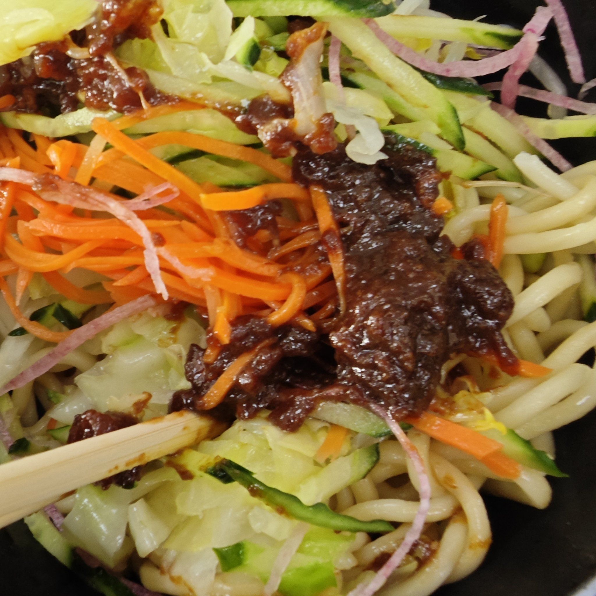 一家踩雷的炸酱面外卖店