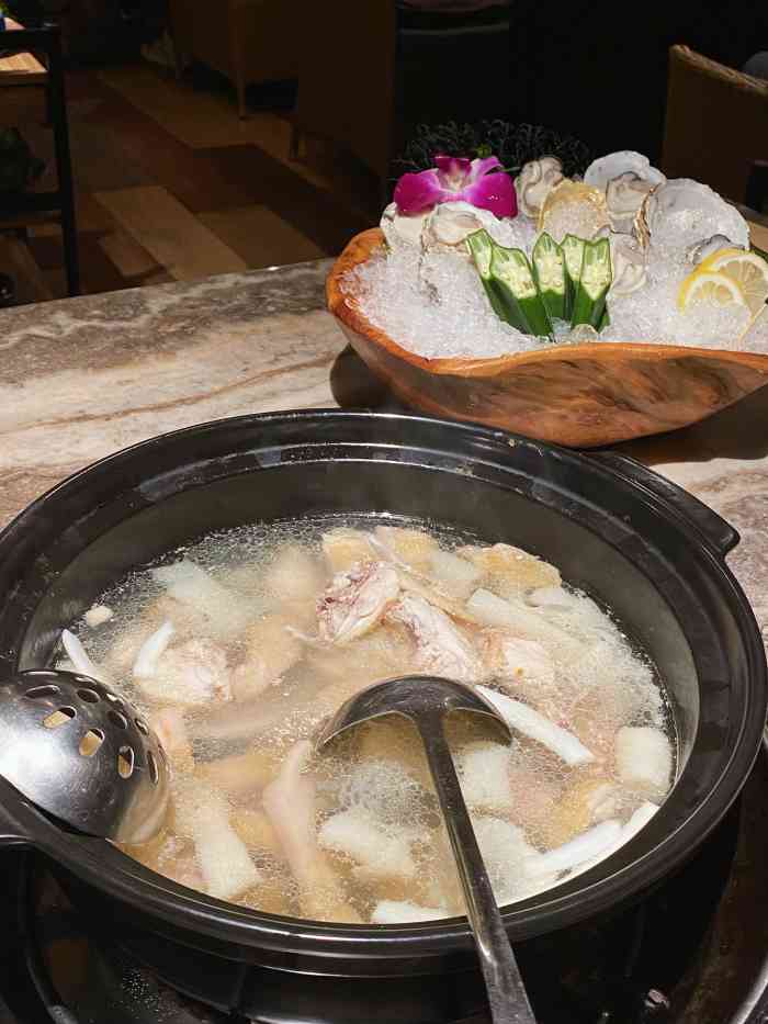 凤园椰珍·臻品椰子鸡(天河南二路店)