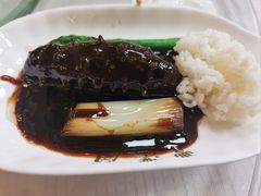 精品葱烧海参-丰泽园饭店