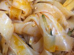秘制凉皮-陕味食族油泼面·小炒盖码面(双榆树店)