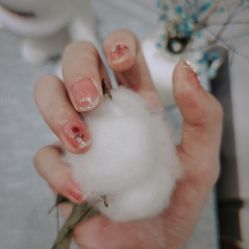 -八九日系美甲美睫