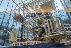 -PIPIKINGDOM皮皮王国欢乐号(欢乐海岸购物中心店)