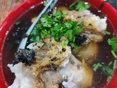 棒子骨-老谢野馄饨(延安路店)