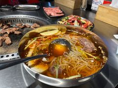 -马路牙子烧烤音乐酒馆(望京店)