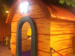 -酷洛小镇(步步高新天地购物广场店)