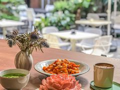 -潮一不贰·法式甜品·生日蛋糕·西式简餐(外滩店)