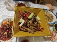 -霄汉牛三鲜湖北砂锅菜(万松园2店)