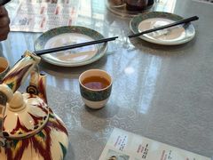 -汗腾格里·风味餐厅(新疆驻京办店)