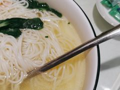 -沪华海鲜大酒楼(南汇店)