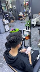 点击看大图 -藤野造型专业烫染接发