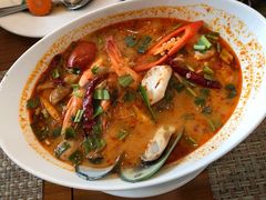 -Chom Cafe and Restaurant