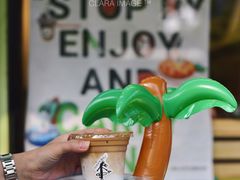 冰拿铁-Boboil沸了个腾咖啡(芳园西路店)
