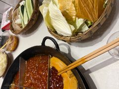 -岗上渣渣老火锅(两路口店)