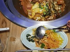 -山里屯铁锅炖·东北菜(康桥店)