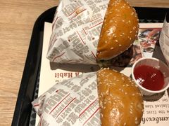 -The Habit Burger Grill 哈比特汉堡(复兴soho店)