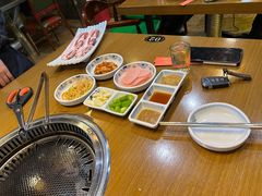 -豚豚猪村烤肉·韩国烤肉(总店)