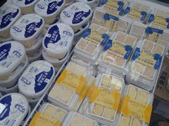 -正飞鲜奶(吐鲁番路店)