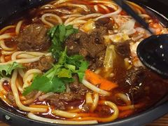 -鑫花溪牛肉米粉(凤凰街创始总店)