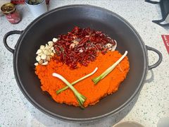没兑水之前的锅底-龙厂长老火锅(抚琴店)