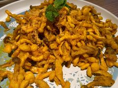 咸蛋黄焗双菇-薇酌饮·陕西菜(南门外店)