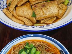 -蓝田九大碗民俗食府(蓝田店)