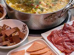 -德林酸菜鱼火锅(南丹店)
