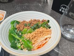 -渔语鱼新川菜Bistro(万象天地店)