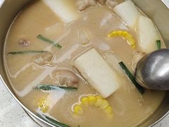 -肥仔文澳门猪骨煲(南京西路店)