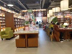 -博览书店(越秀悦汇天地店)