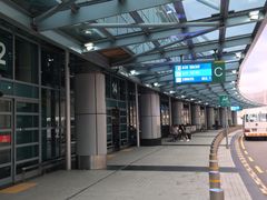 -中免(澳门机场免税店)