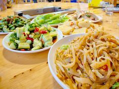 -宏兴烤鱼山庄(宣恩总店)