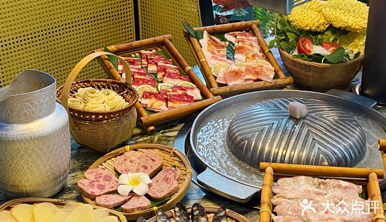 这么好吃的老挝烤肉火锅你吃过吗？
