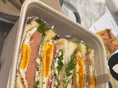 -W COLLECTIVE  DESSERT SHOP