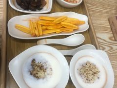 -叁煨蹄花·下饭盐帮菜(人民广场店)