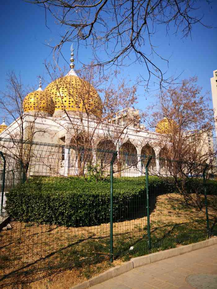 西红门清真寺-"西红门清真寺是位于北京市大兴区的一座清真.