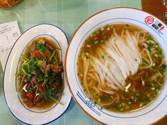 香菜卤牛肉粉-刘氏三和面馆