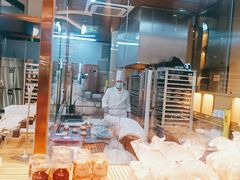 面包甜点陈列柜-西村叔叔的店·面包·甜品·蛋糕(清河万象汇店)